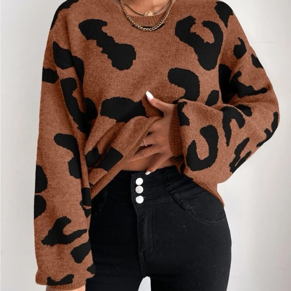 Print Sweater - Picture 3 of 3